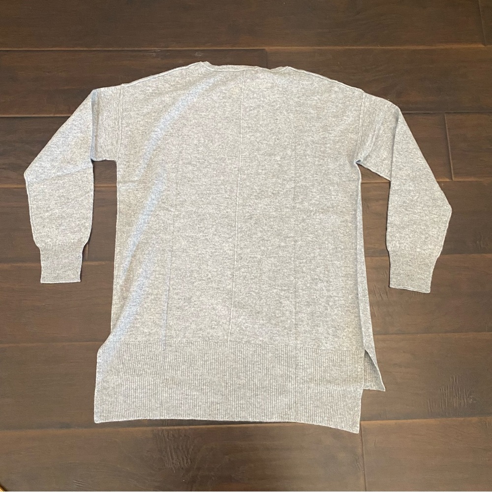 New Catherine Malandrino 100% cashmere long sleeve sweater women’s size M - Picture 2 of 7
